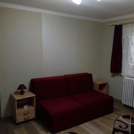Kiraly Apartman Gheorgheni  Buitenkant foto