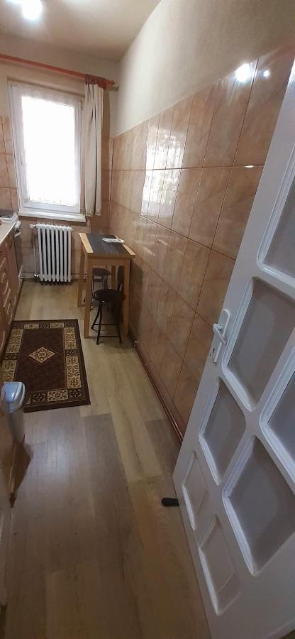 Kiraly Apartman Gheorgheni  Buitenkant foto